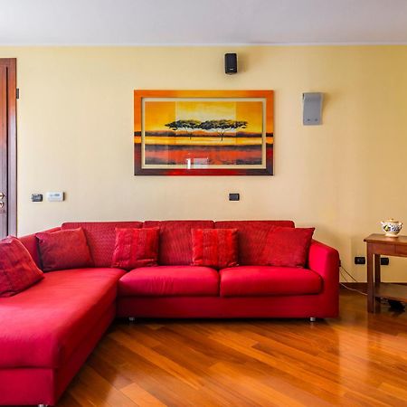 Jacuzzi Apartment In Italian Villa, Wi-Fi & Garden Sassuolo - Maranello Casalgrande Luaran gambar