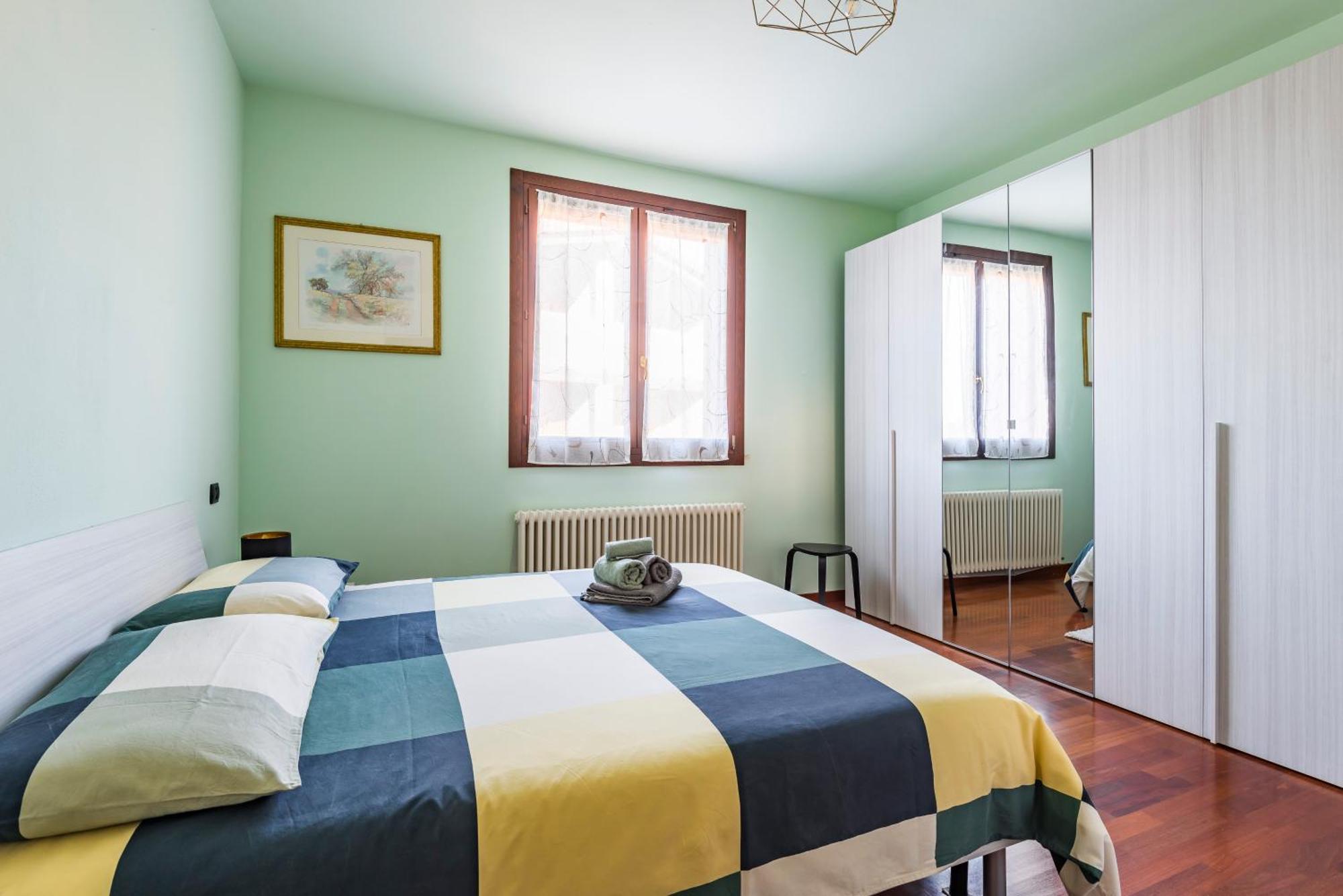 Jacuzzi Apartment In Italian Villa, Wi-Fi & Garden Sassuolo - Maranello Casalgrande Luaran gambar