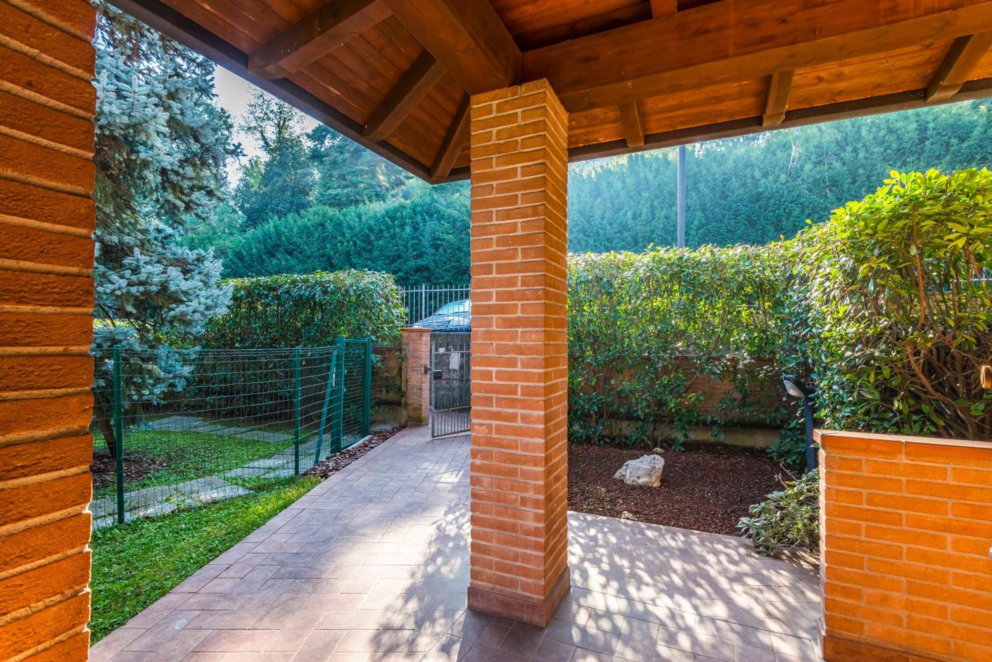 Jacuzzi Apartment In Italian Villa, Wi-Fi & Garden Sassuolo - Maranello Casalgrande Luaran gambar
